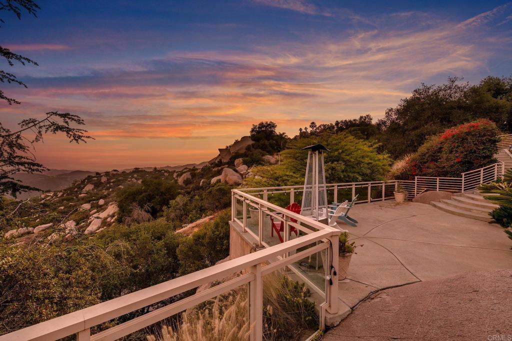 28521 Gladstone Court