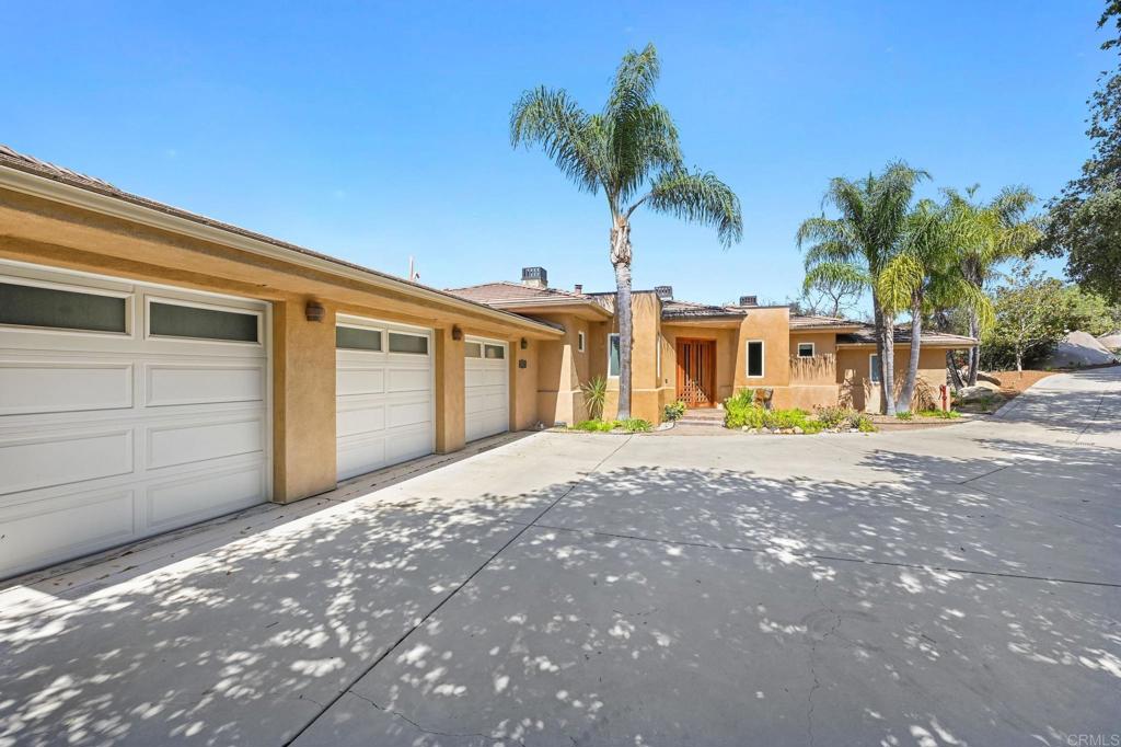 28521 Gladstone Court