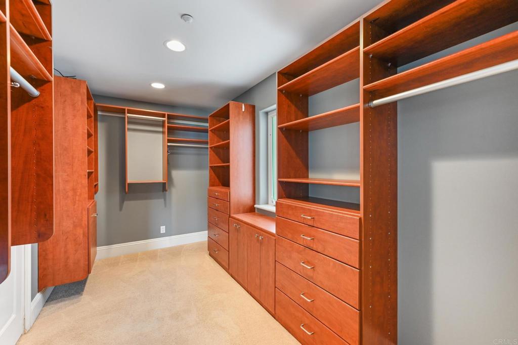 28521 Gladstone Court