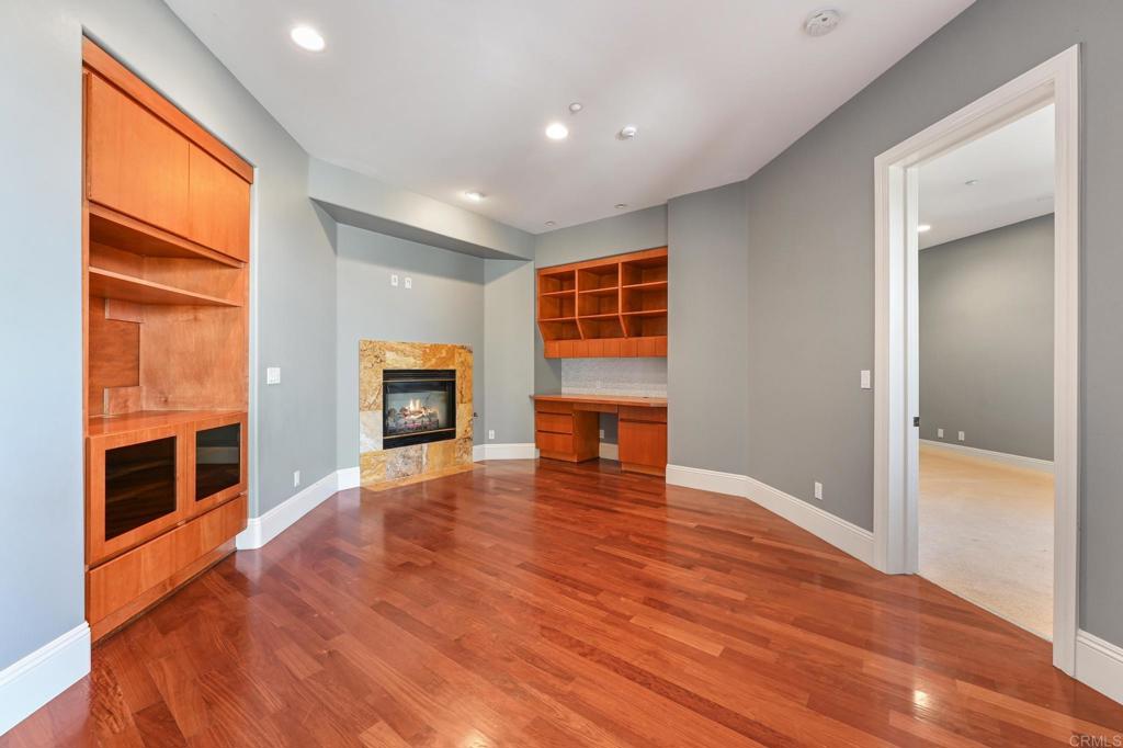 28521 Gladstone Court