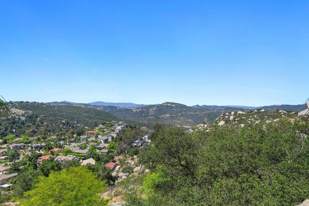 28521 Gladstone Court