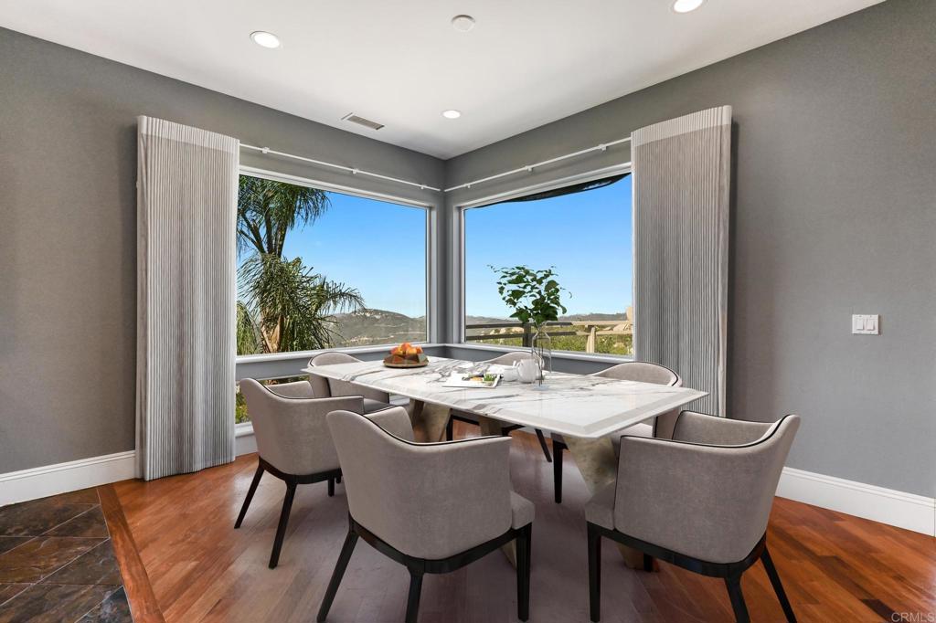 28521 Gladstone Court