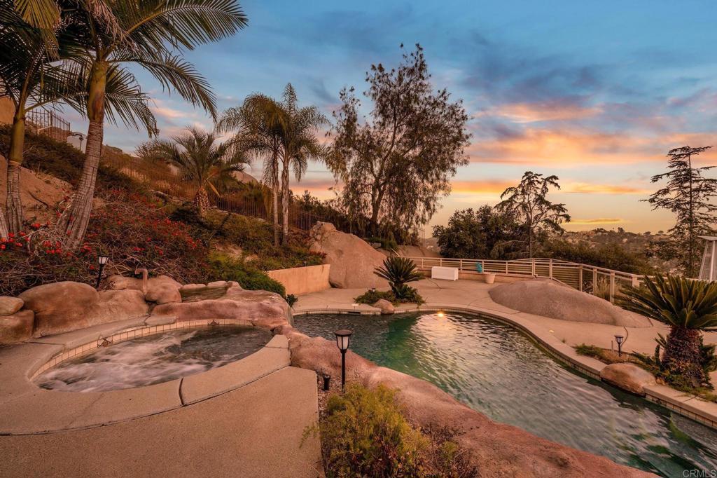 28521 Gladstone Court