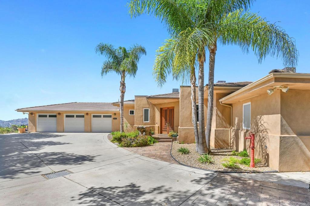 28521 Gladstone Court