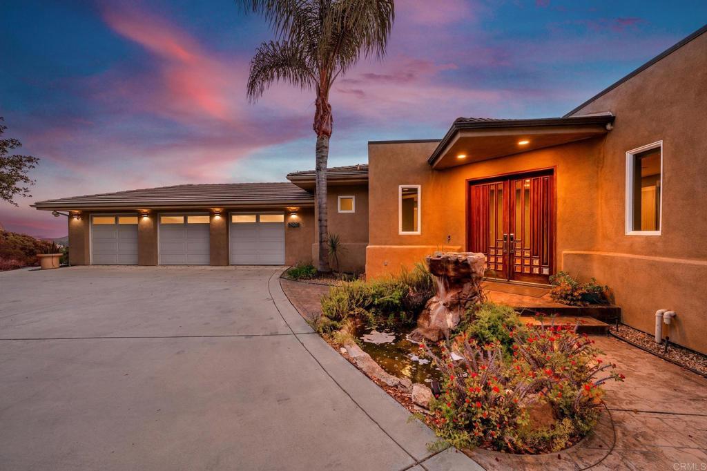 28521 Gladstone Court