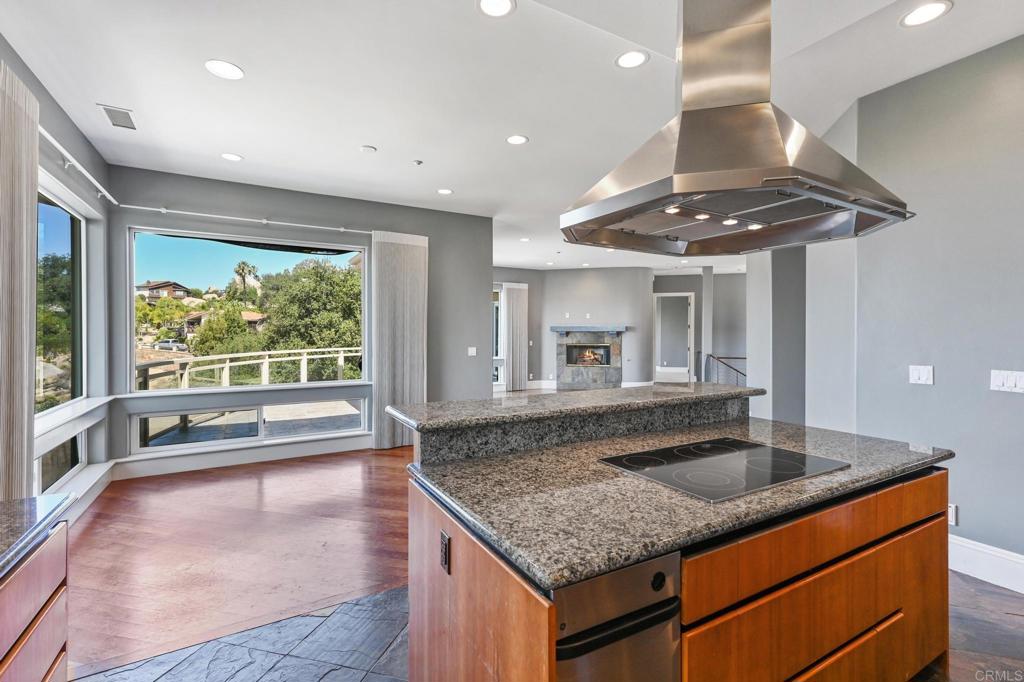 28521 Gladstone Court