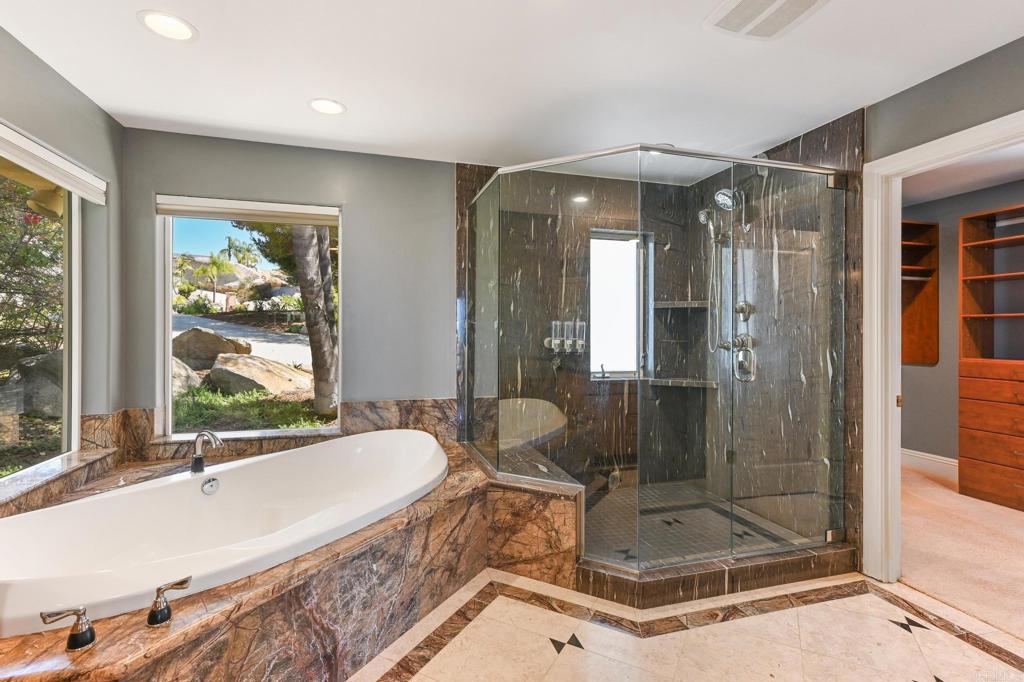 28521 Gladstone Court