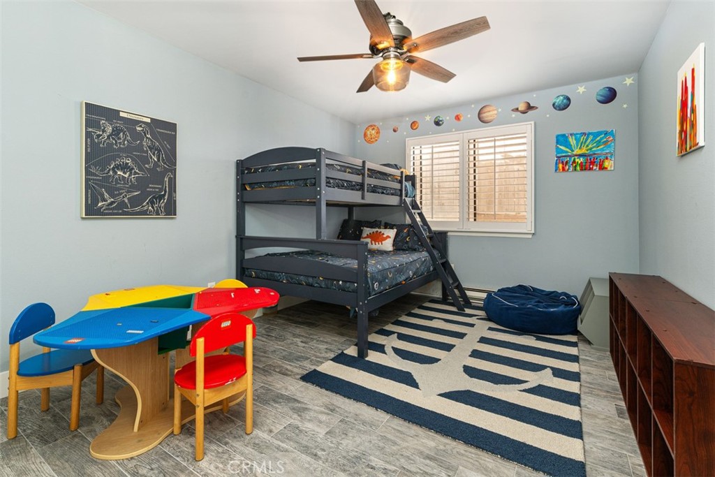 235 Avenida Lobeiro 117