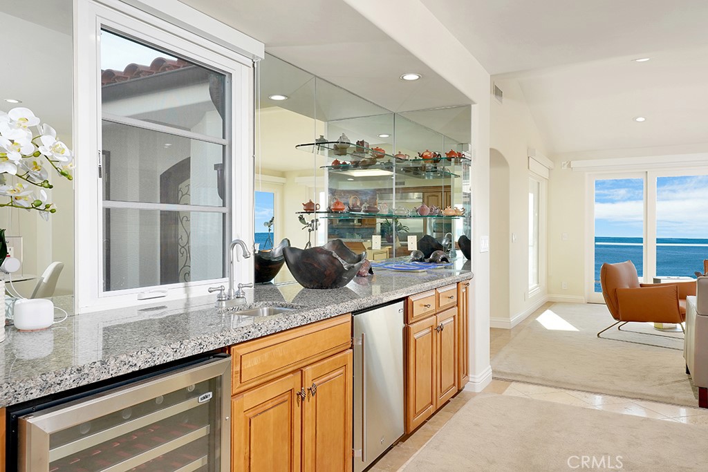 911 Buena Vista Unit: 1