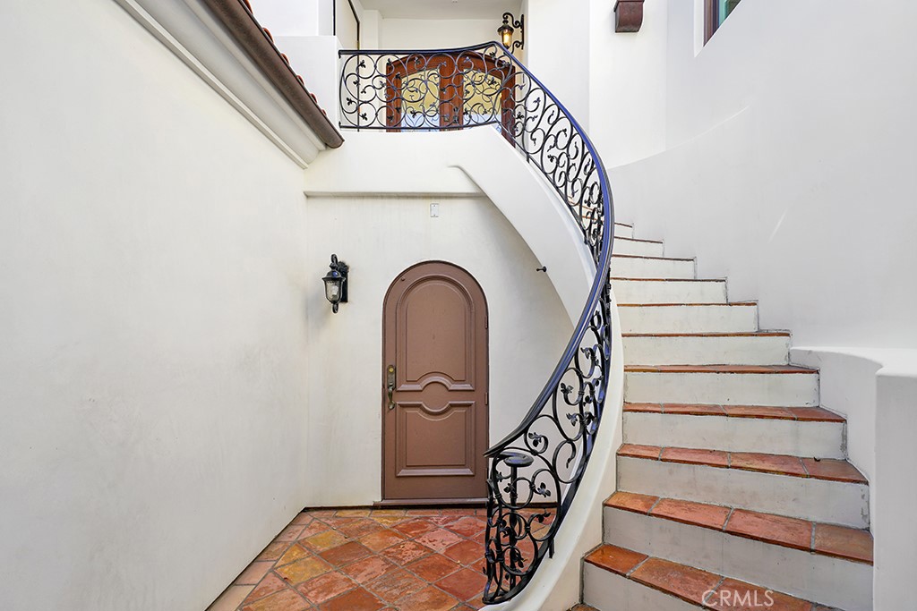 911 Buena Vista Unit: 1