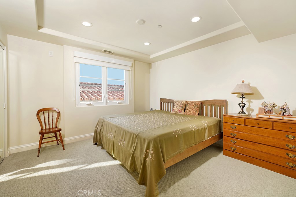 911 Buena Vista Unit: 1