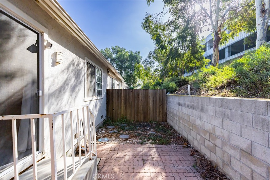 25062 Terrace Lantern 20