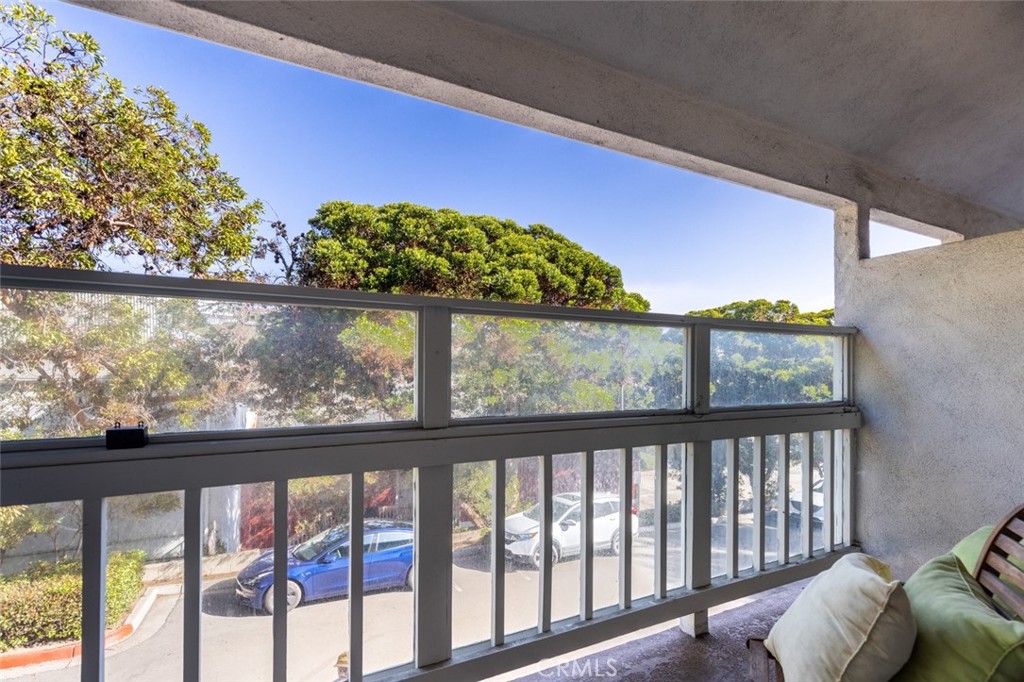 25062 Terrace Lantern 20