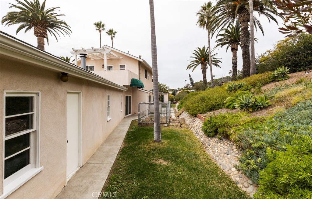 115 E Avenida De Los Lobos Marinos