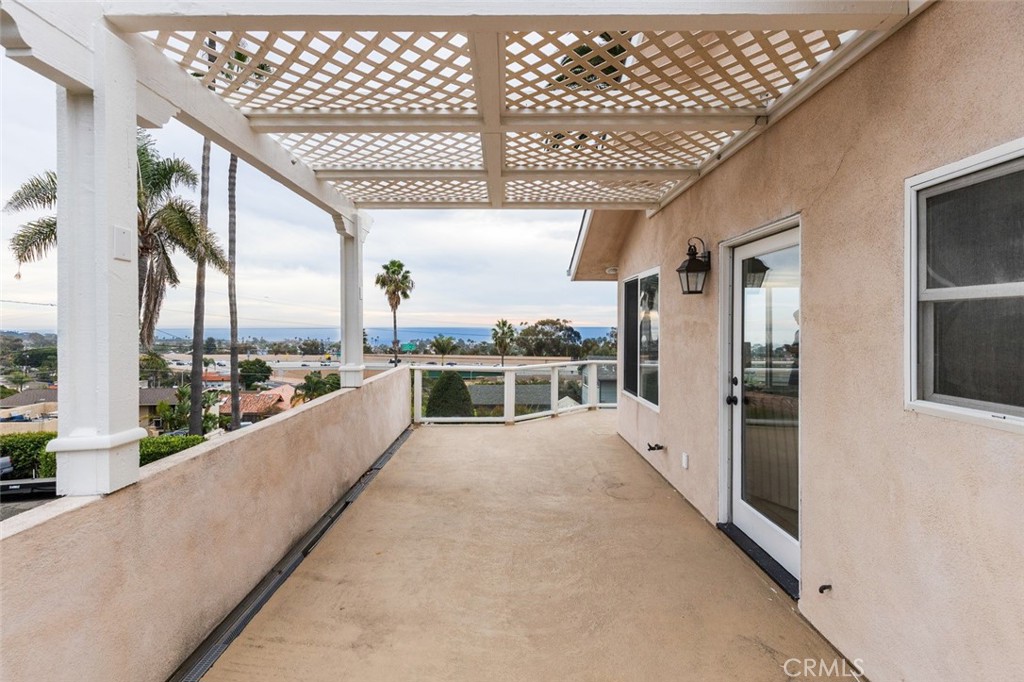 115 E Avenida De Los Lobos Marinos