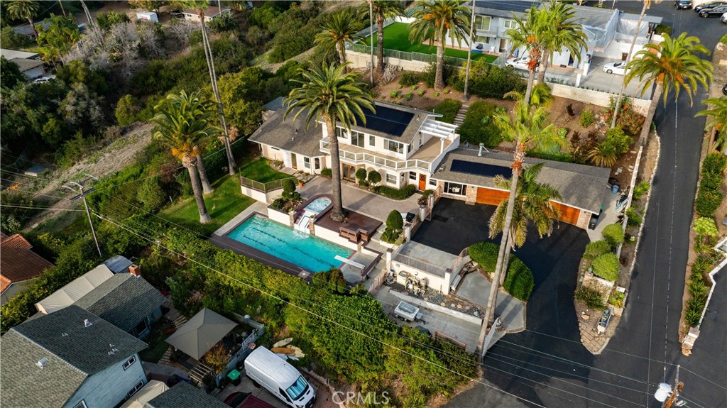 115 E Avenida De Los Lobos Marinos