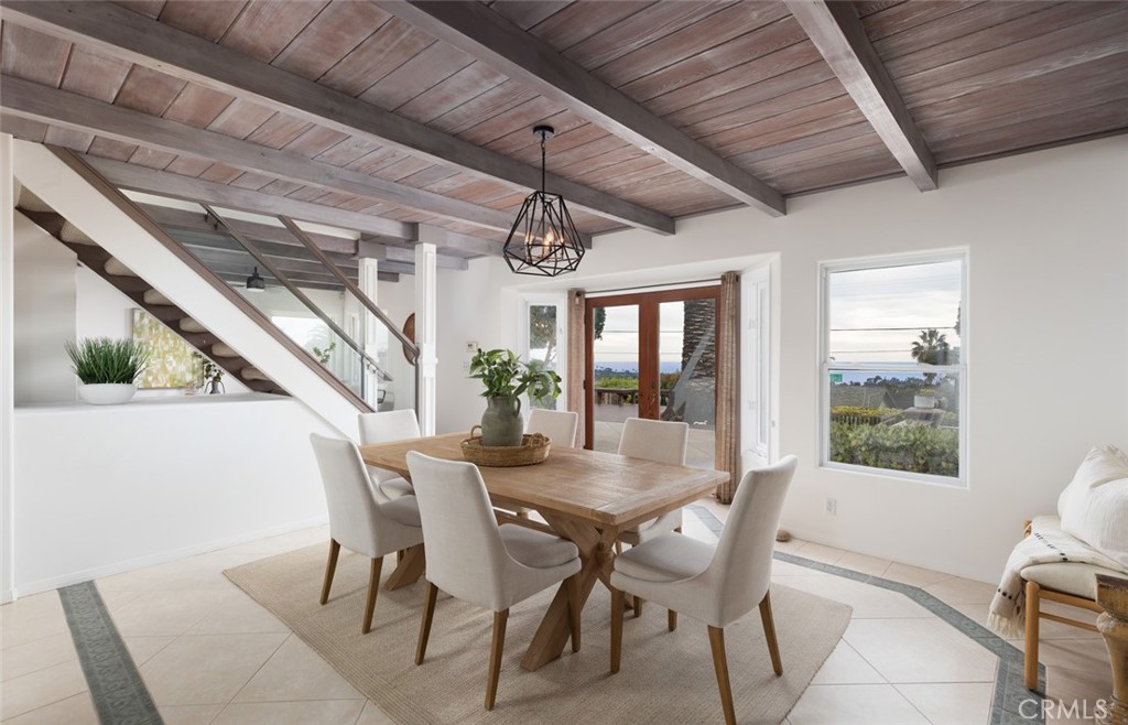 115 E Avenida De Los Lobos Marinos