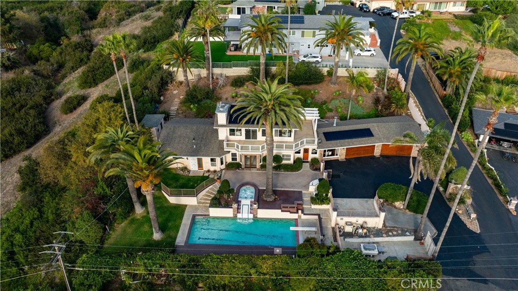 115 E Avenida De Los Lobos Marinos