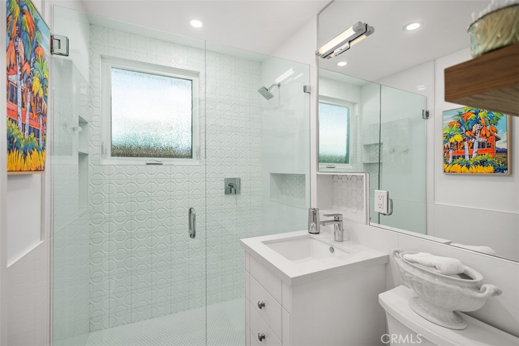 239 Avenida Monterey B