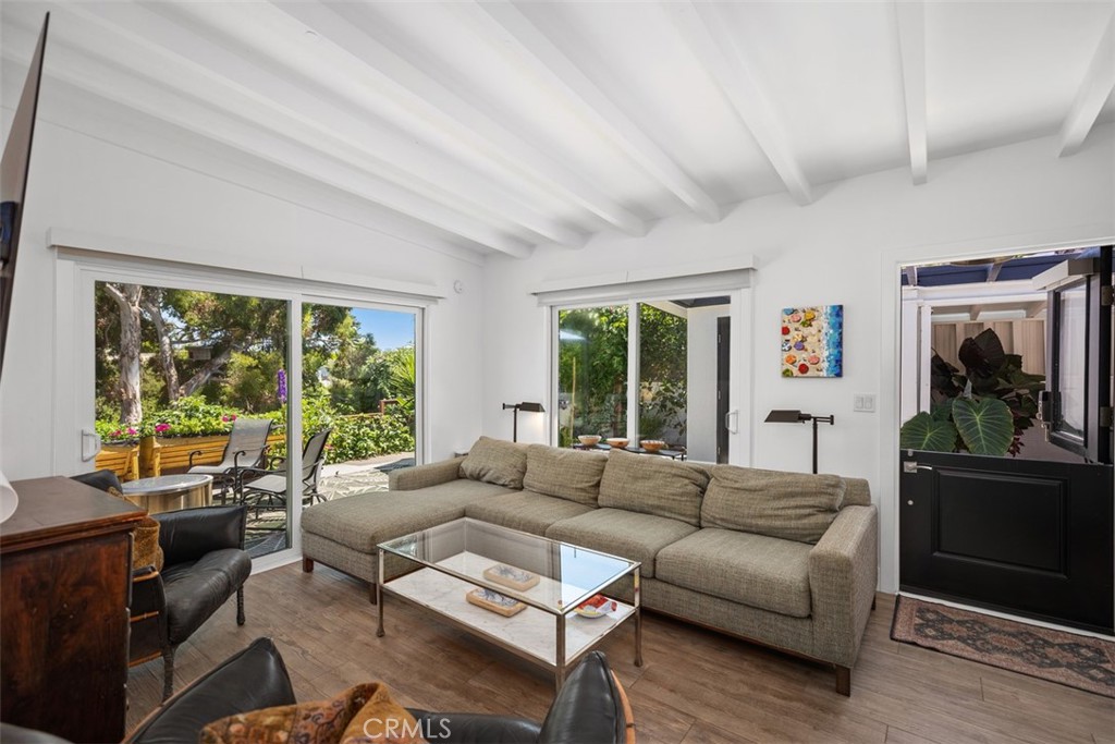 239 Avenida Monterey B