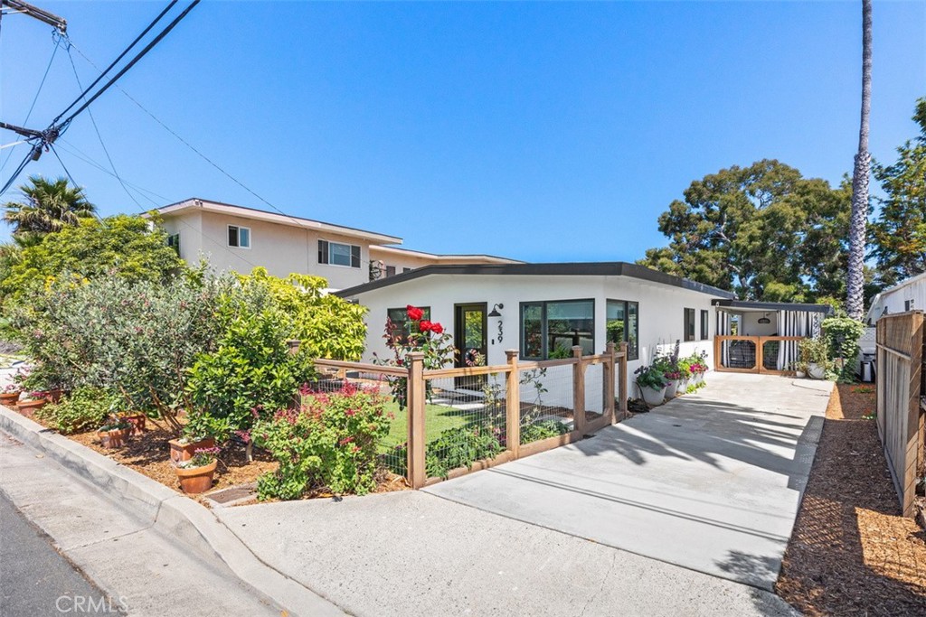 239 Avenida Monterey B