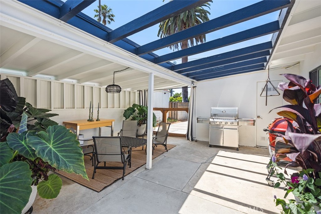 239 Avenida Monterey B