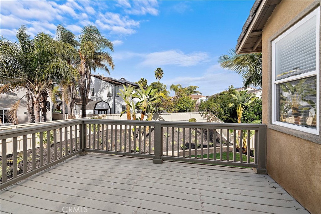 425 Camino Flora Vista