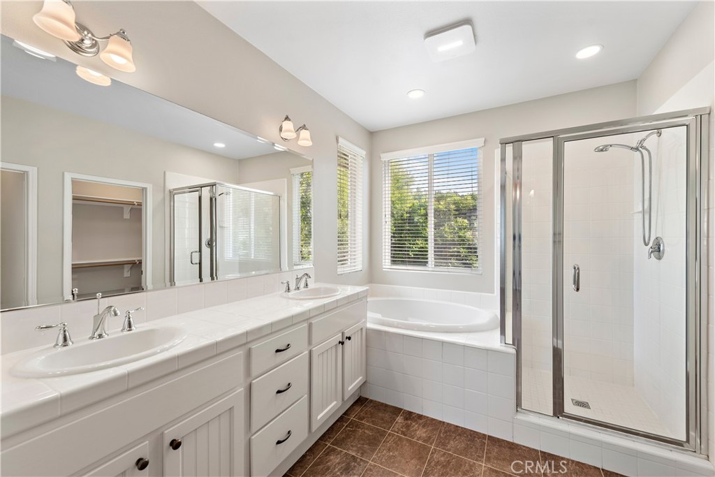 425 Camino Flora Vista