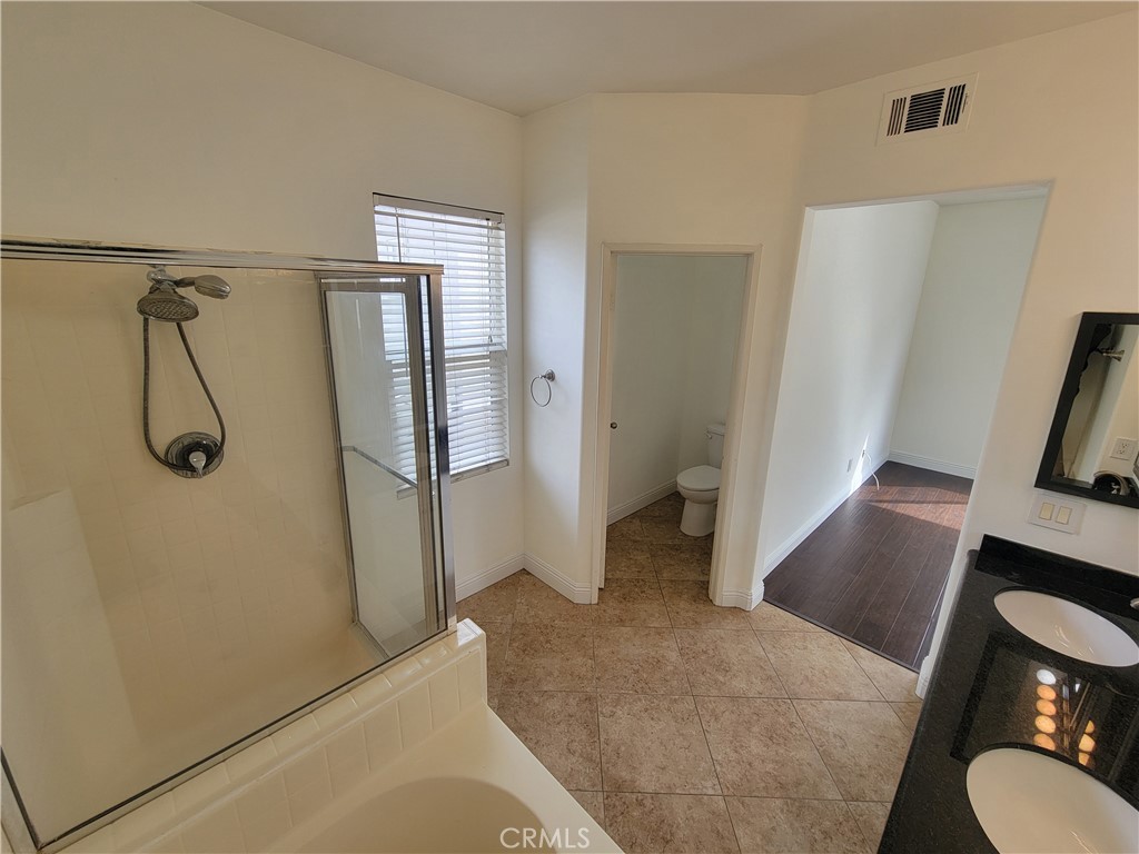 5 Cottonwood Drive