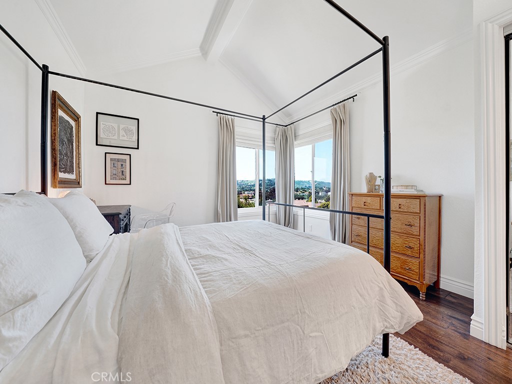 27379 Paseo La Serna