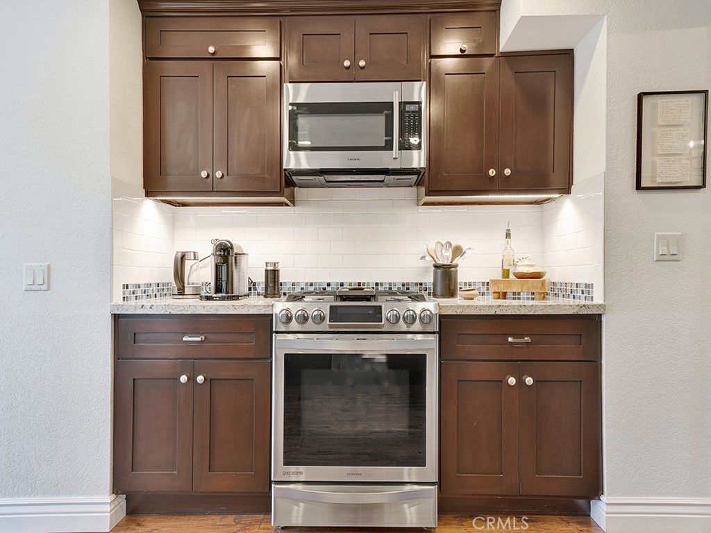 27379 Paseo La Serna