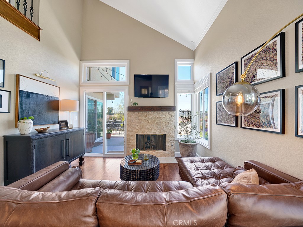 27379 Paseo La Serna