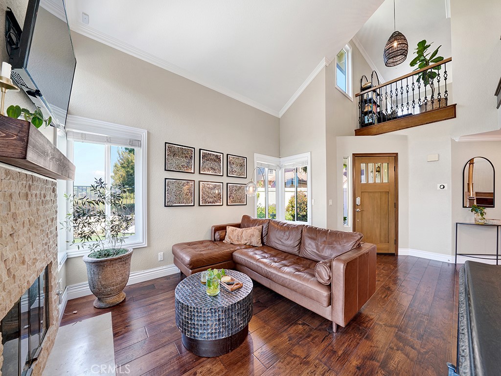 27379 Paseo La Serna