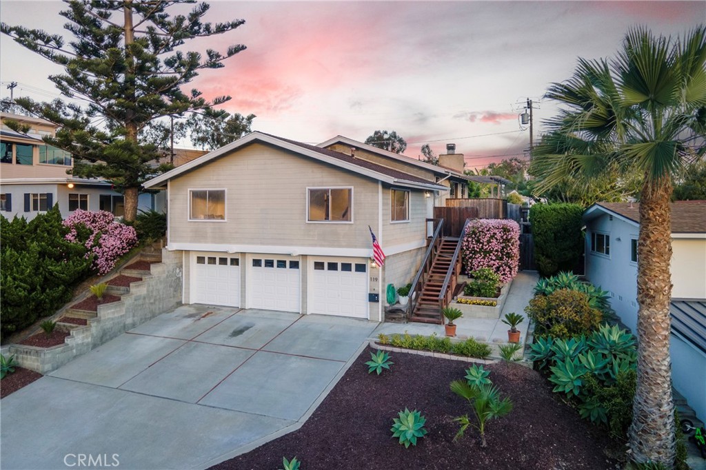 119 W Avenida De Los Lobos Marinos