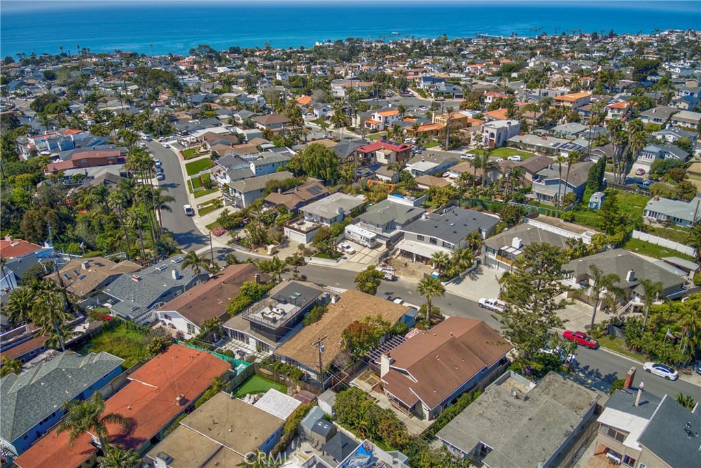 119 W Avenida De Los Lobos Marinos