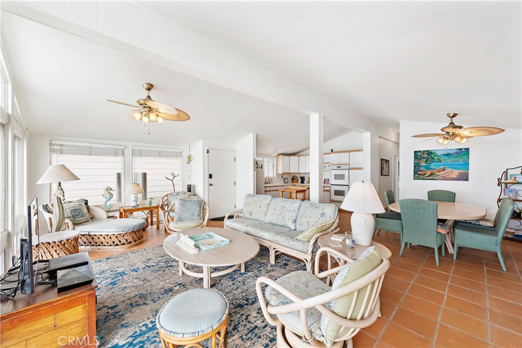 1880 N El Camino Real 86