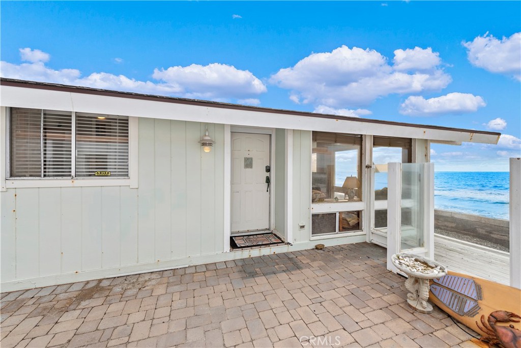 1880 N El Camino Real 86