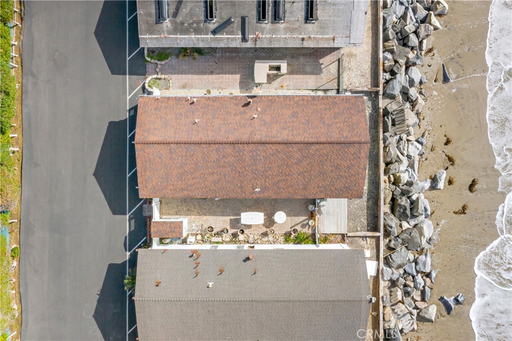 1880 N El Camino Real 86