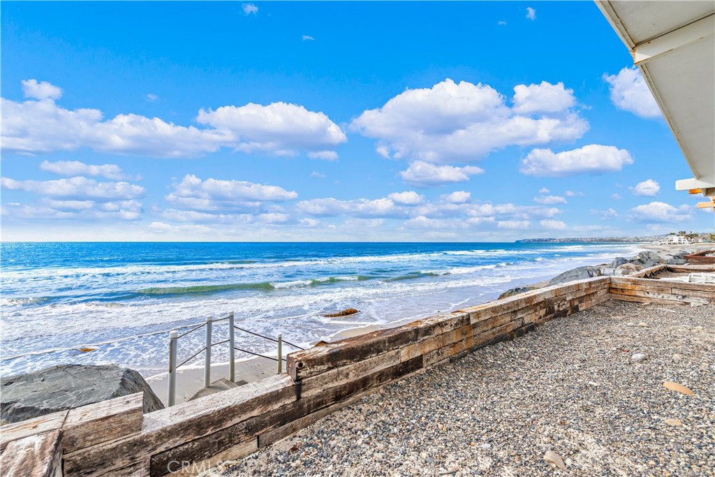 1880 N El Camino Real 86