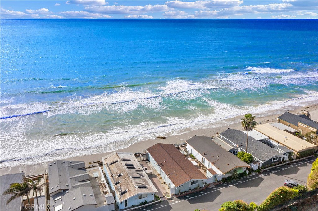 1880 N El Camino Real 86