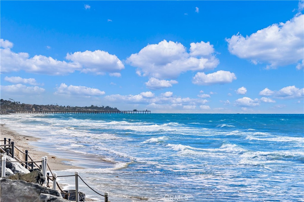 1880 N El Camino Real 86