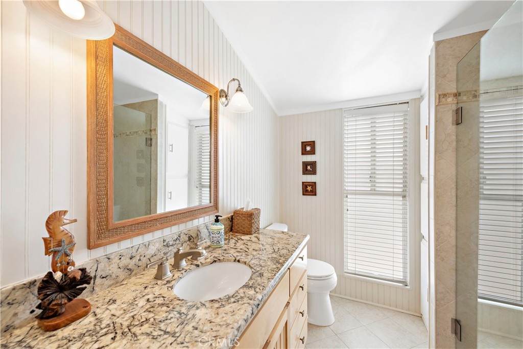 1880 N El Camino Real 86