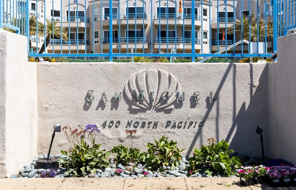 400 N Pacific Street 202