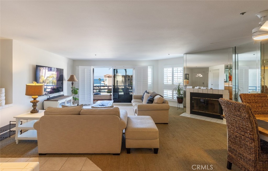 400 N Pacific Street 202