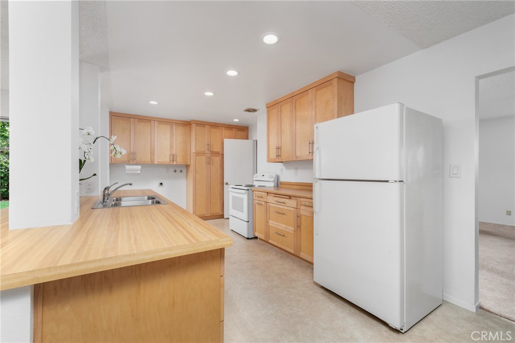 1174 Gleneagles Terrace