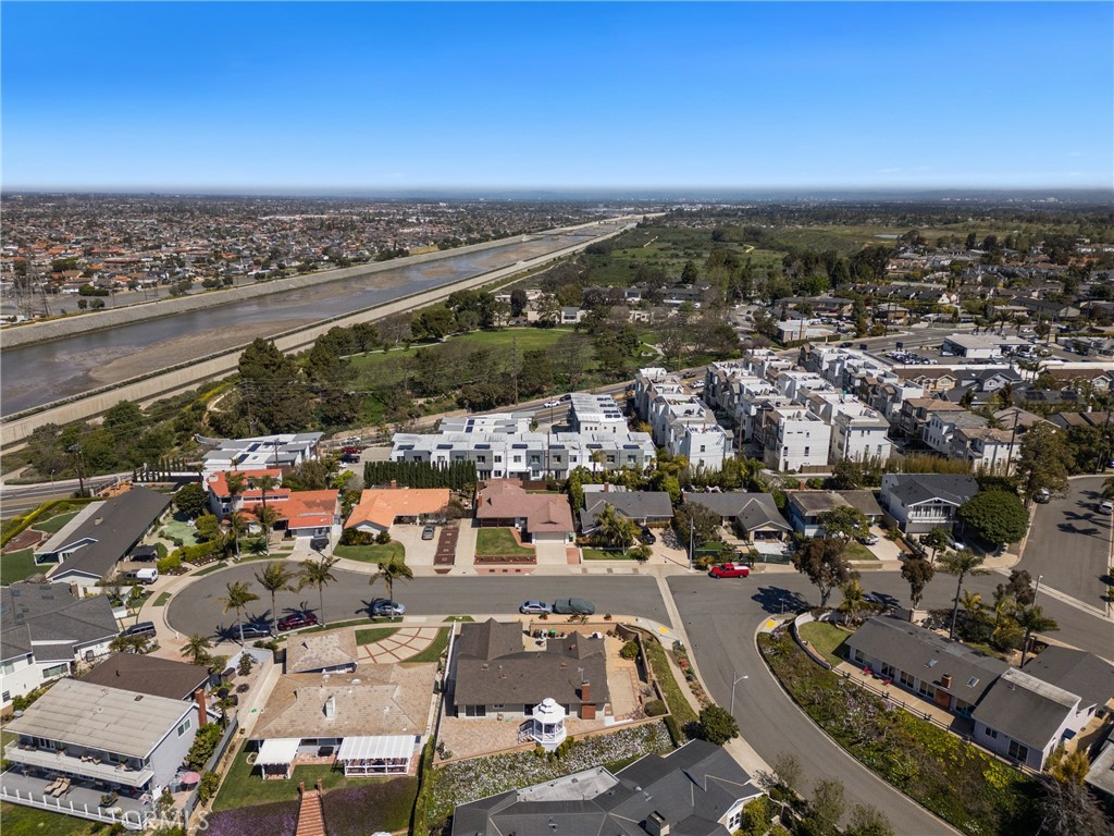 1174 Gleneagles Terrace