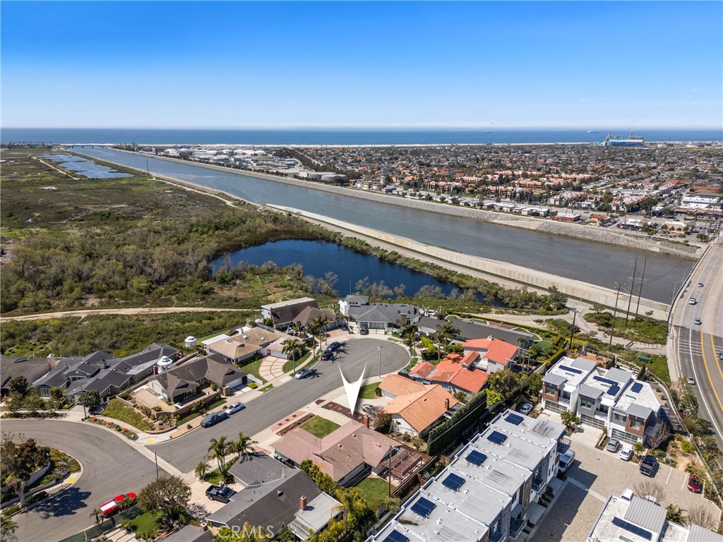 1174 Gleneagles Terrace