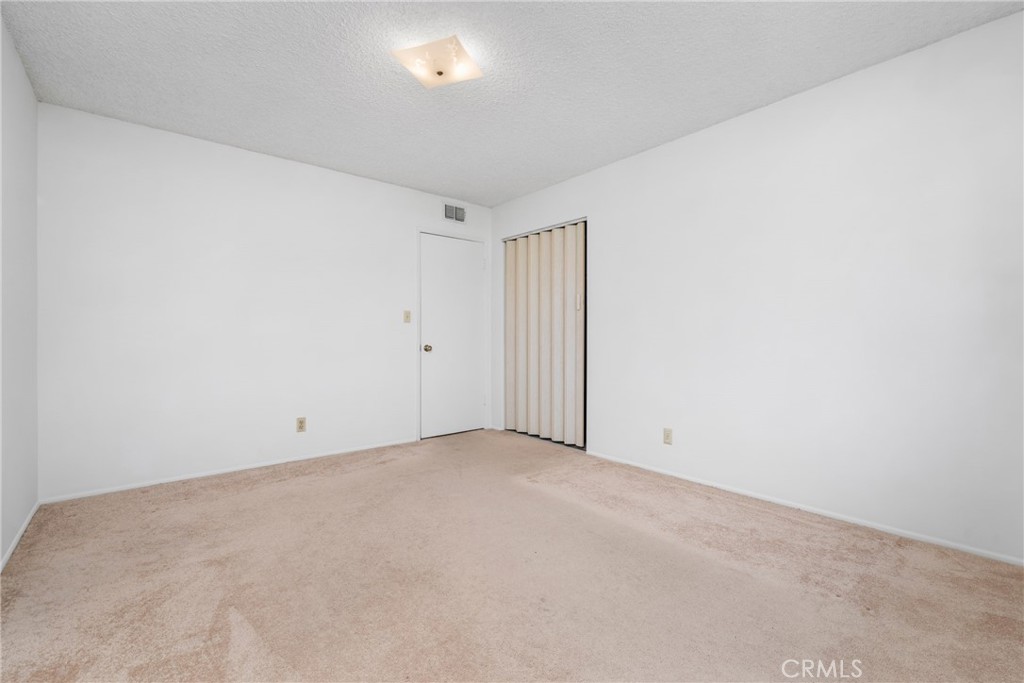 1174 Gleneagles Terrace