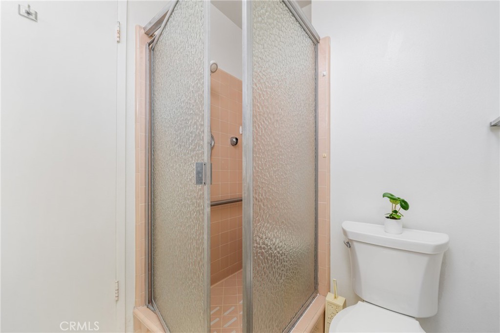 1174 Gleneagles Terrace