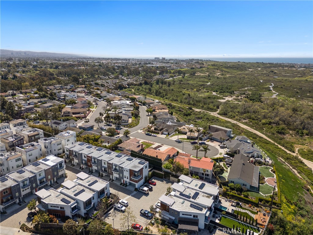 1174 Gleneagles Terrace